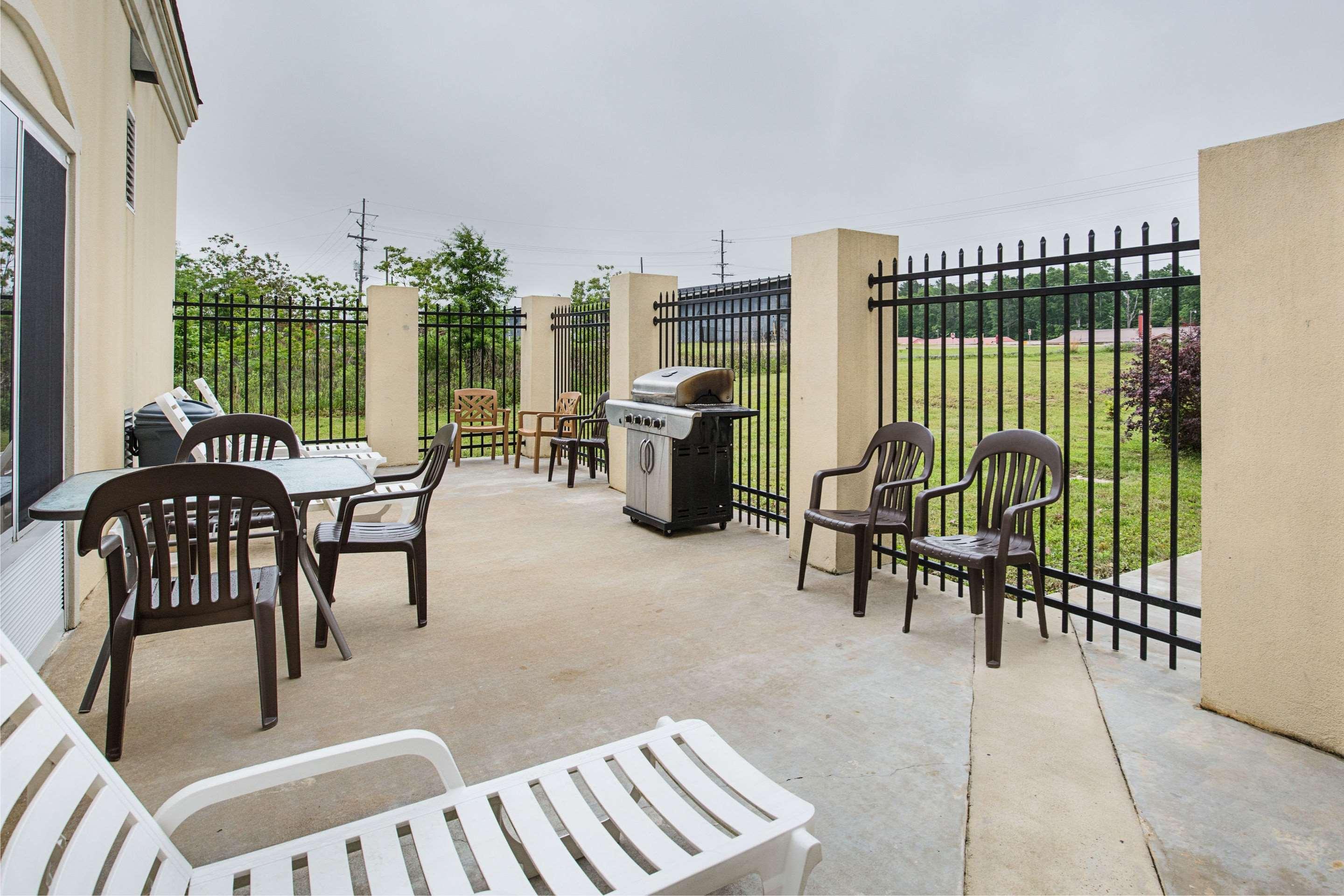 Comfort Suites Leesville Экстерьер фото